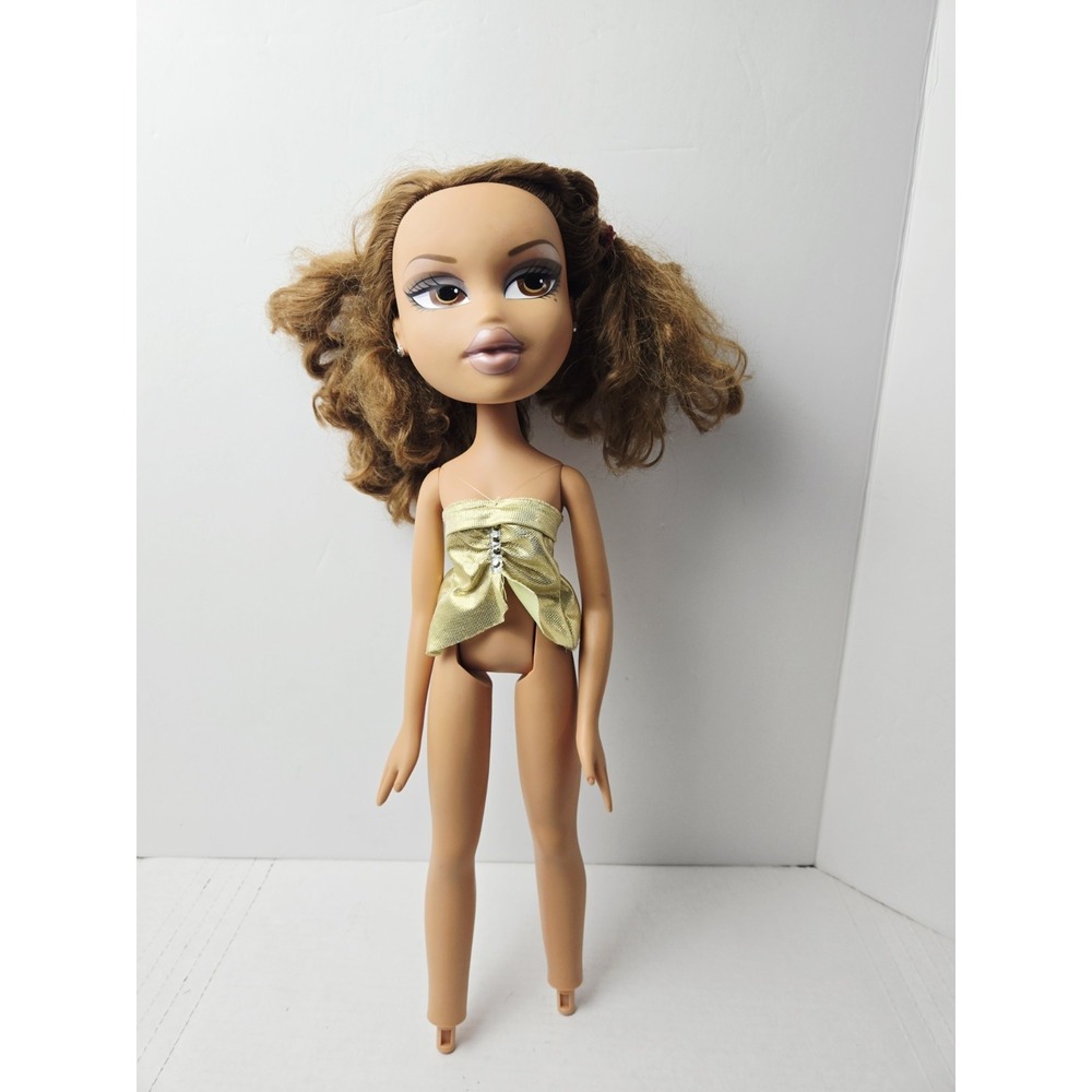 2003 MGA Big Bratz‎ doll no shoes